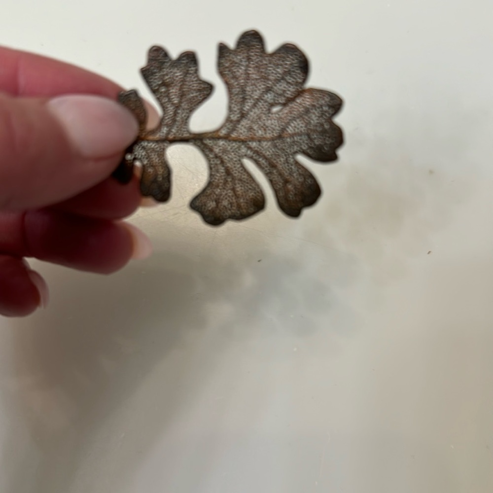 Metal dipped leaf pendant